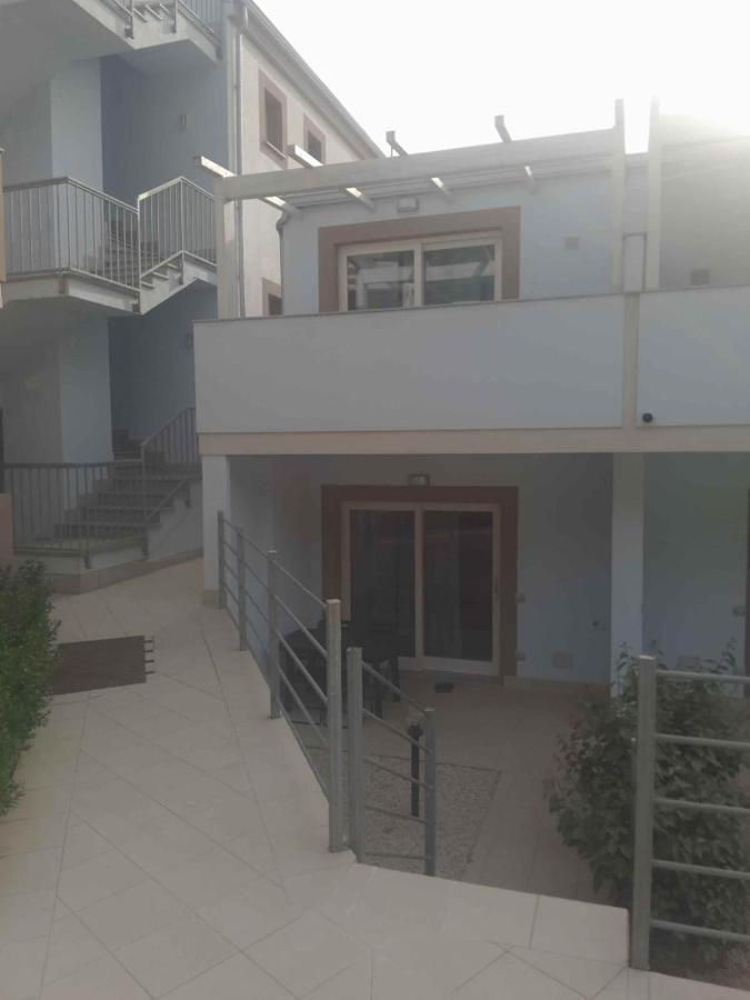 Villetta Morello Climatizzata Con Giardino Privato Viddalba Екстериор снимка